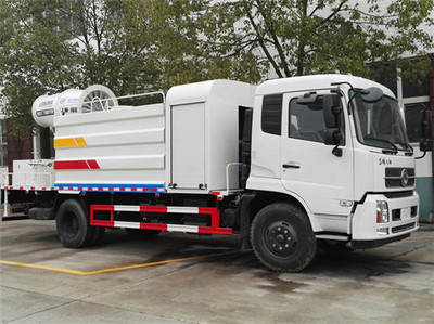 東風天錦霧炮抑塵車 多功能灑水洗掃一體化解決方案